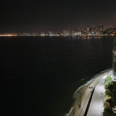 Sobre Las Olas Del Mar إل كامبيلو المظهر الخارجي الصورة